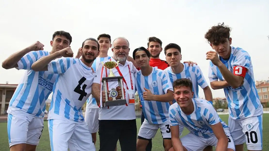 U18'de şampiyon  Selçuklu Belediyespor