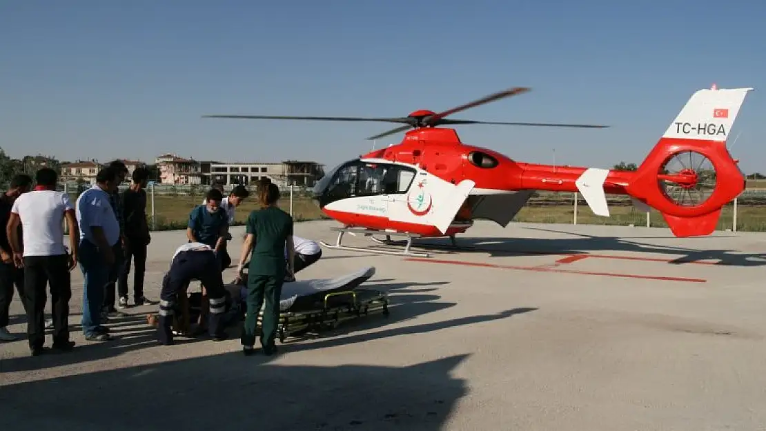 Kalp krizi geçiren yaşlı adam hava ambulansla Konya'ya sevk edildi