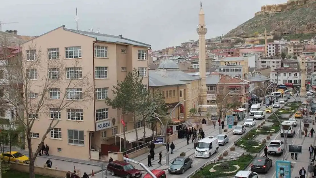 Bayburt'ta Bayram öncesi yoğunluk yaşanıyor