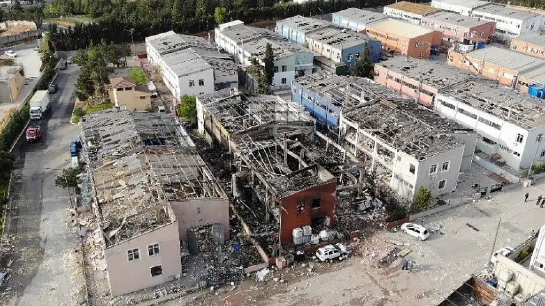 Tuzla'da patlama yaşanan fabrikanın enkazı havadan görüntülendi