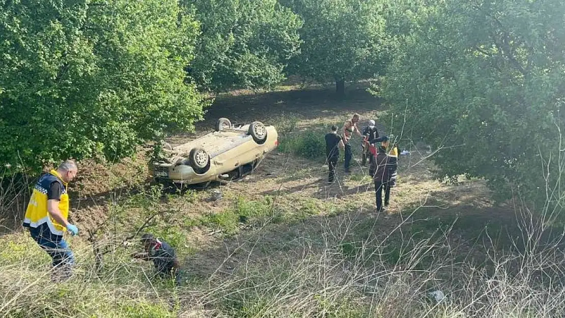 Bursa'da takla atan otomobilde can pazarı: 4 yaralı