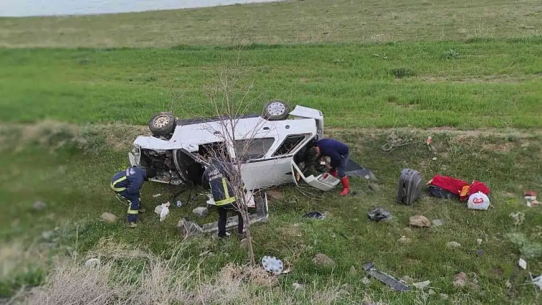 Van'da trafik kazası: 3 yaralı