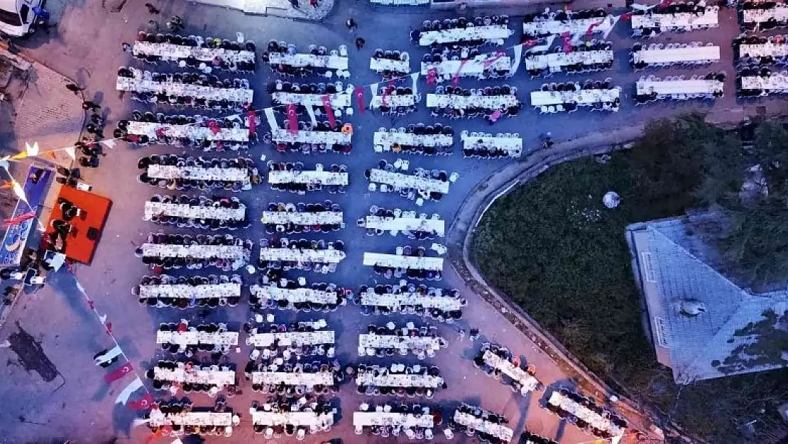 Roman vatandaşlarla iftarda buluşuldu