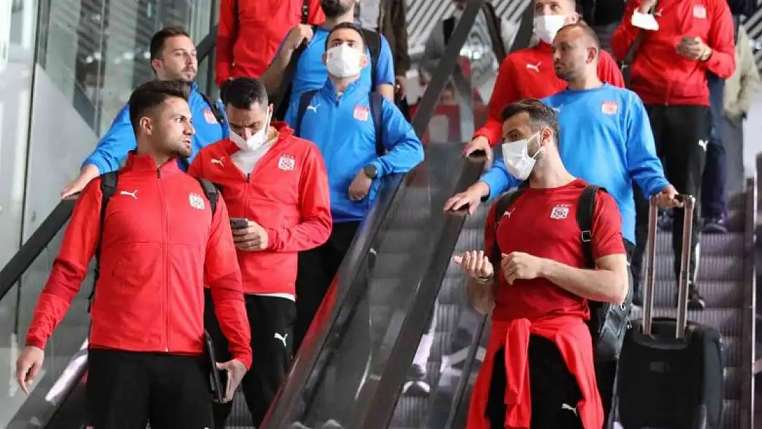 Sivasspor kafilesi İstanbul'da