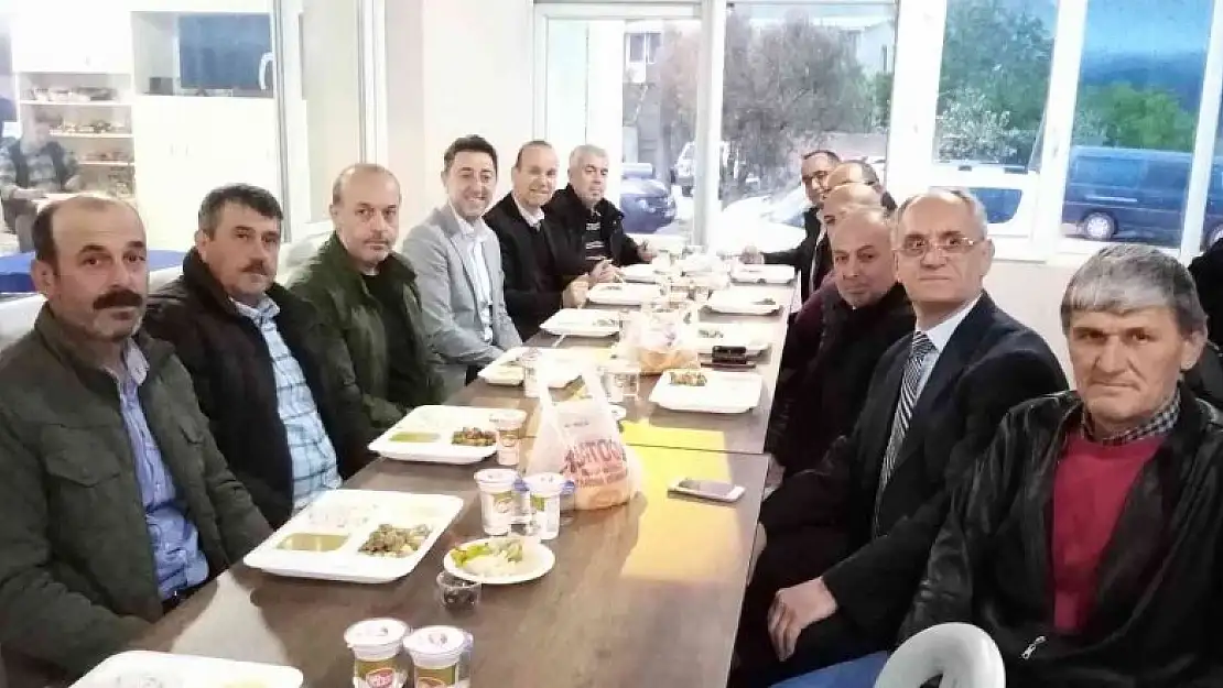 Bandırma Belediye Başkanı iftarda kırsal mahalle halkıyla buluştu