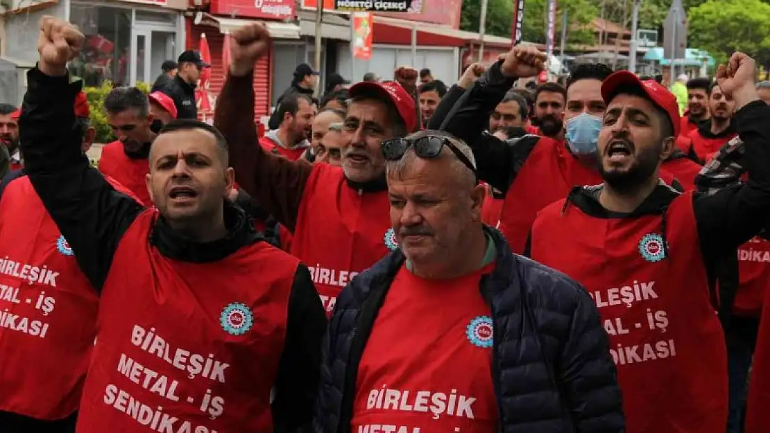 İşçi kenti Kocaeli'de binlerce işçi 1 Mayıs'ta buluştu