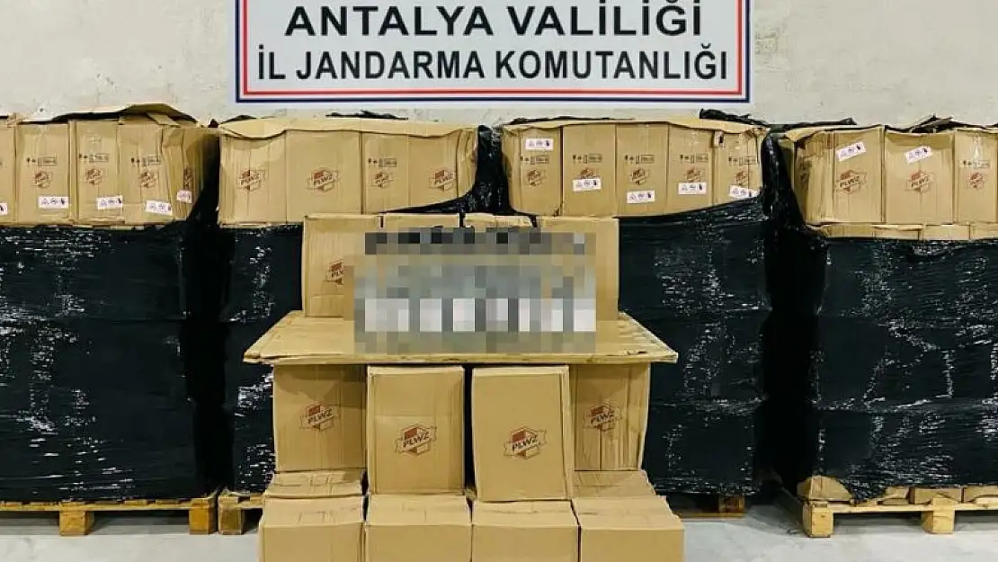 Depoya kaçak içki operasyonu: 4 bin 464 litre kaçak votka ele geçirildi