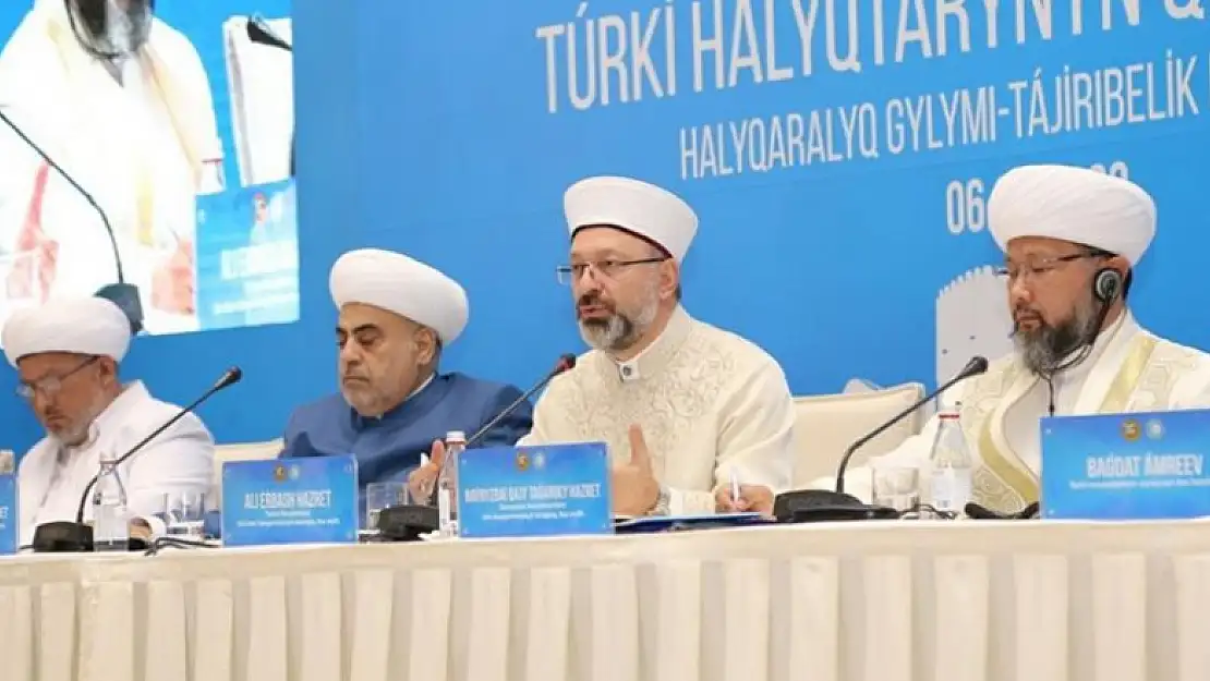 Diyanet İşleri Başkanı Erbaş'tan FETÖ uyarısı