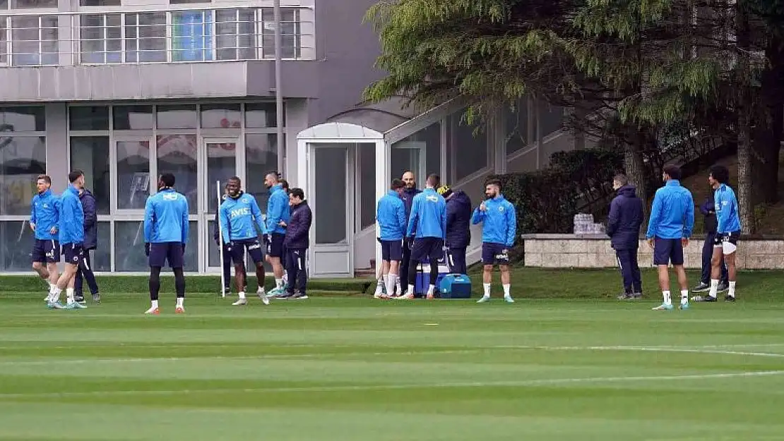 Fenerbahçe, Beşiktaş derbisi hazırlıklarını sürdürdü