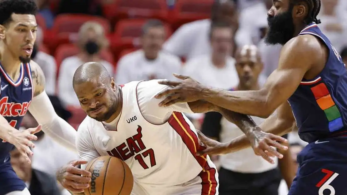 Miami Heat ve Phoenix Suns serilerini 2-0 yaptı