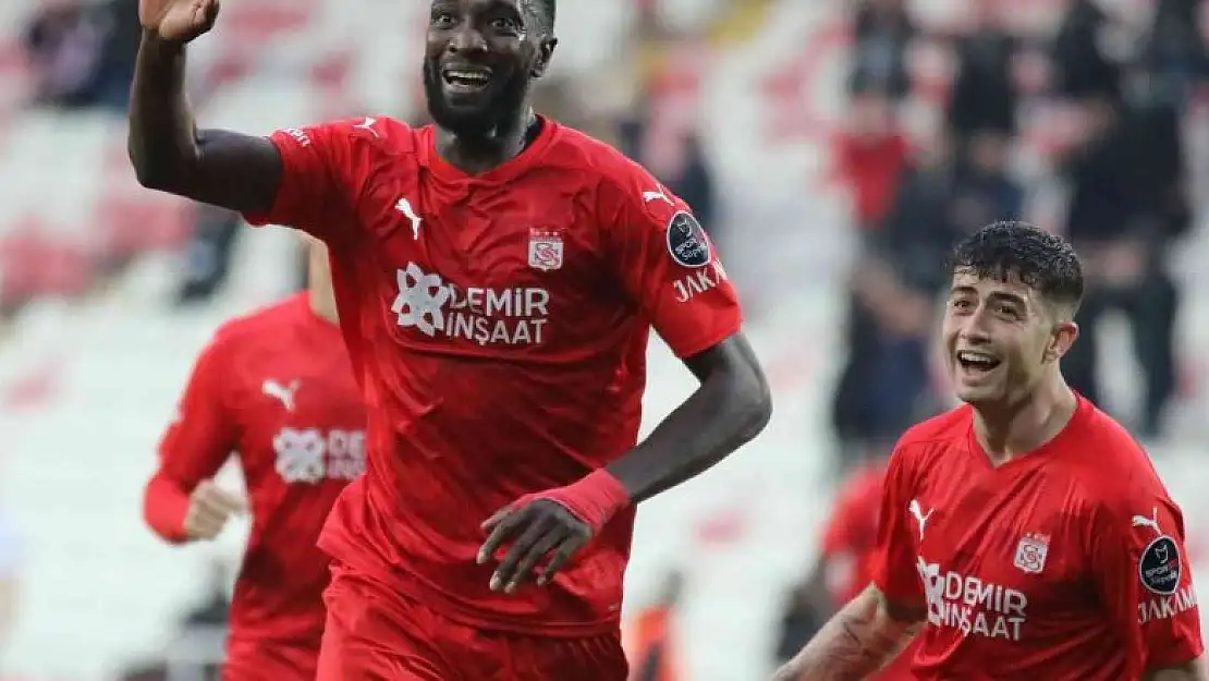 Yatabare adını Sivasspor tarihine yazdırdı