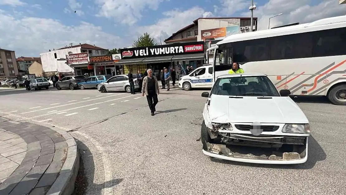 Düzce'de zincirleme kazada 6 araç birbirine girdi