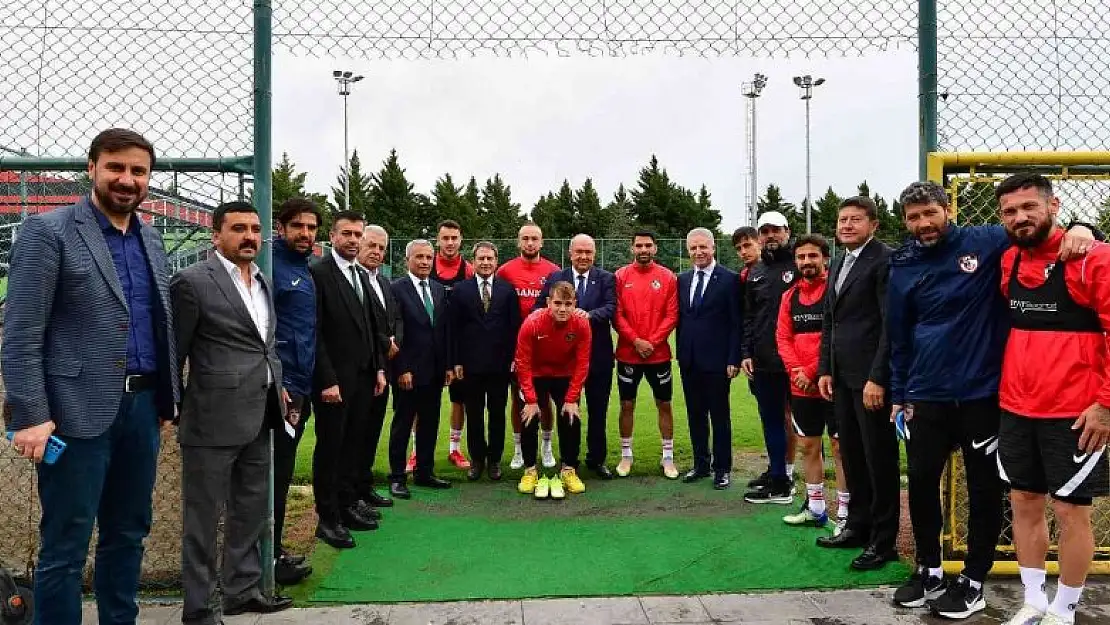 Kritik maç öncesi Gaziantep Futbol Kulübü'ne moral ziyareti