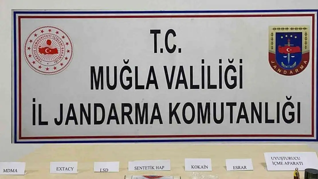 Villada uyuşturucu partisine operasyon