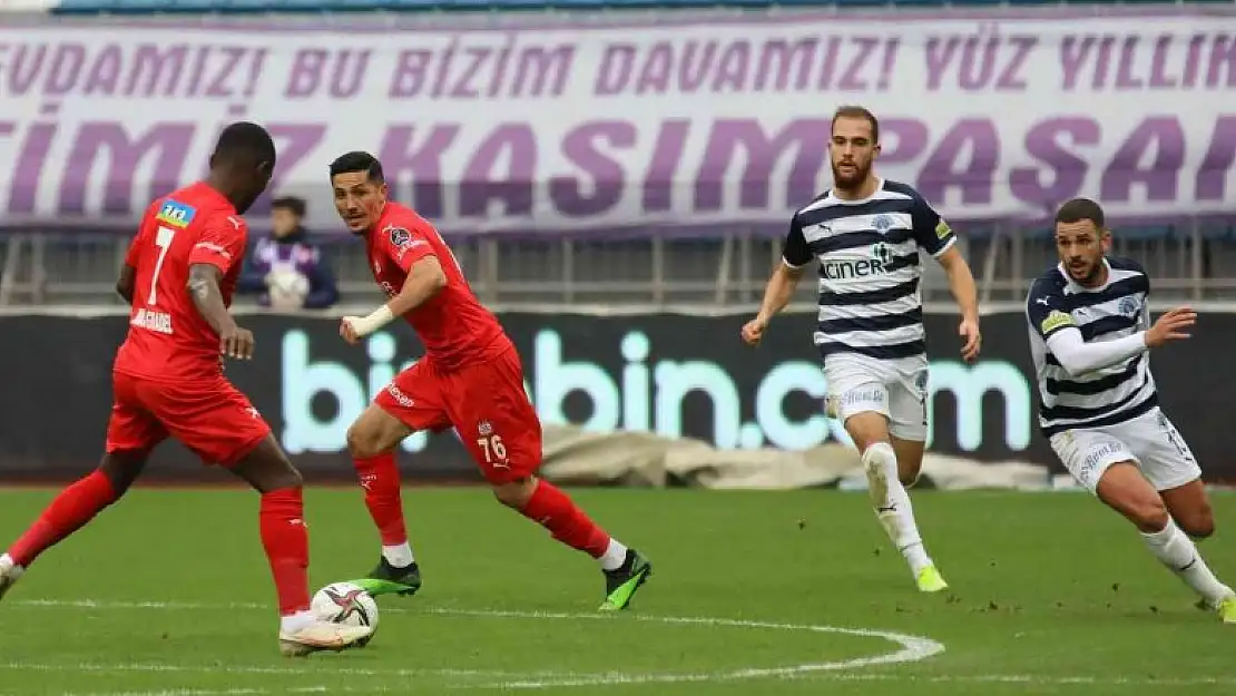 Sivasspor - Kasımpaşa maçının VAR'ı Erkan Engin