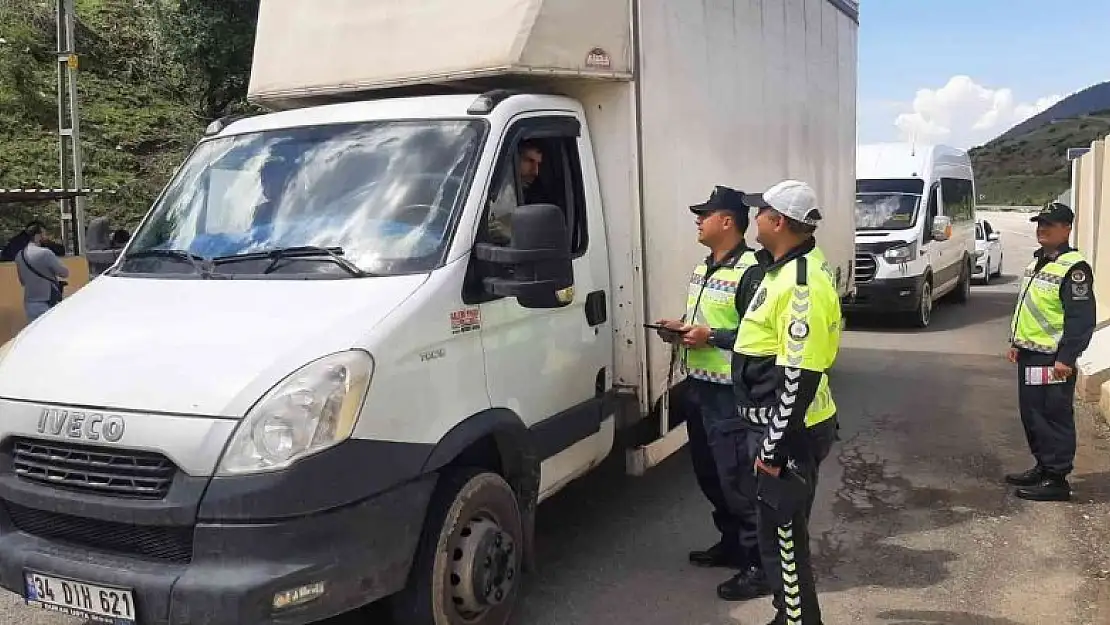 Sason'da 'Yayalar için 5 adımda güvenli trafik' projesi tanıtıldı