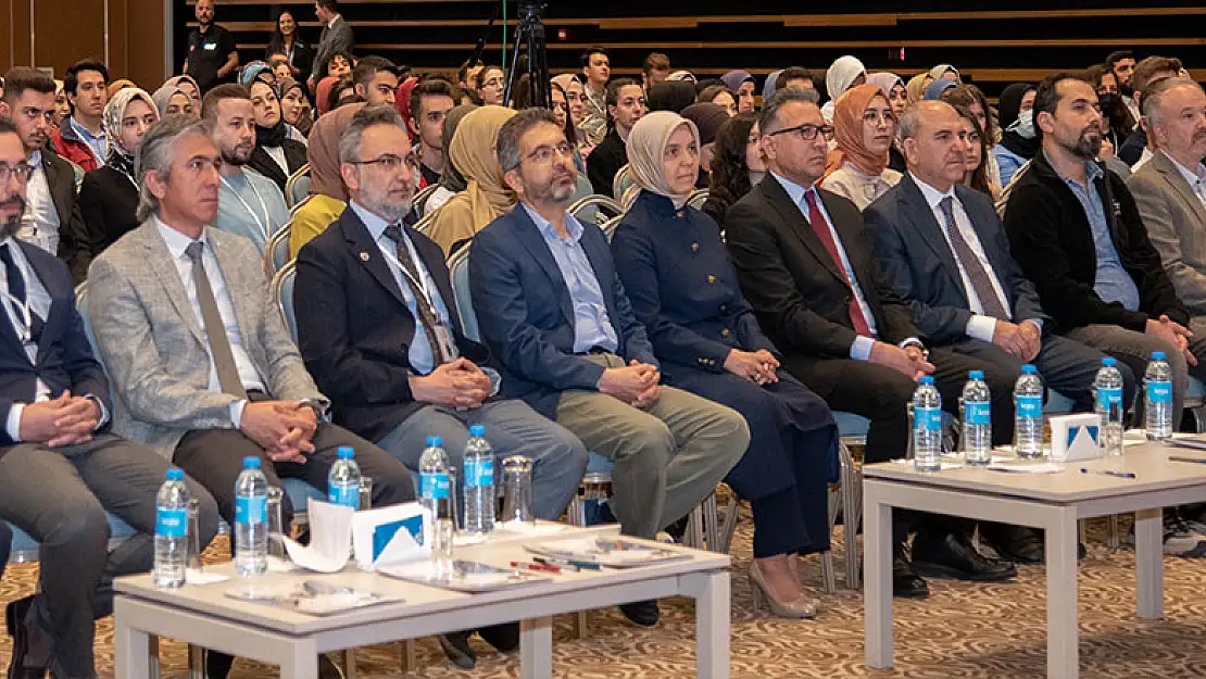 SÜ öğrencileri, 'Uluslararası Tıp Öğrenci Kongresi' düzenledi