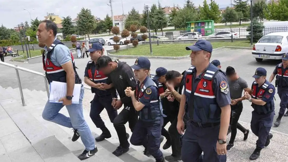 Karaman'da bağ evlerinden hırsızlık şüphelileri tutuklandı