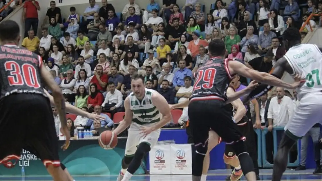 Konyaspor Basketbol final serisinde 2-1 öne geçti