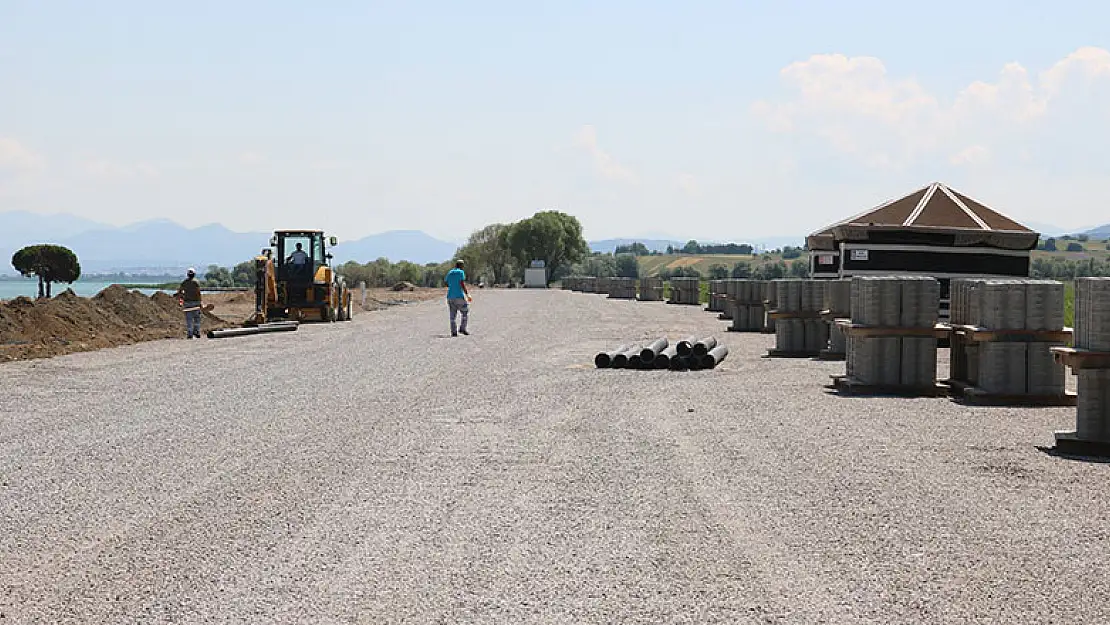 Beyşehir'de karavan kamping alanının altyapı çalışmaları sürüyor