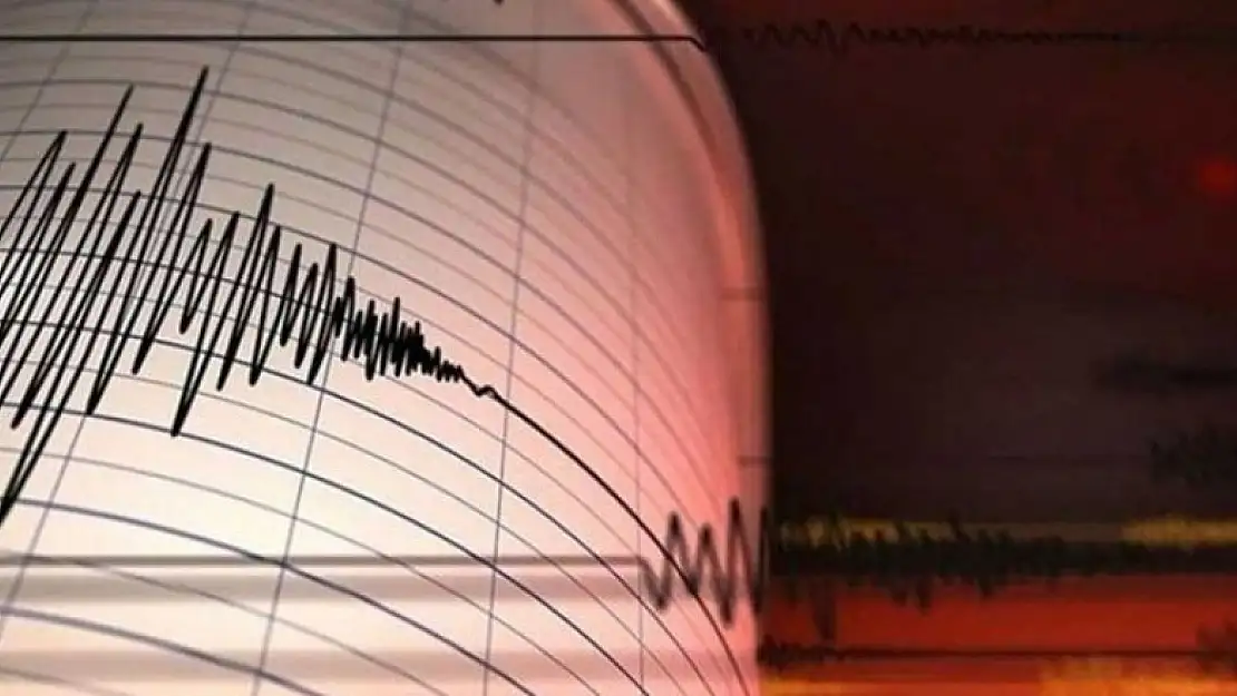 İran 5,6 büyüklüğünde korkutan deprem