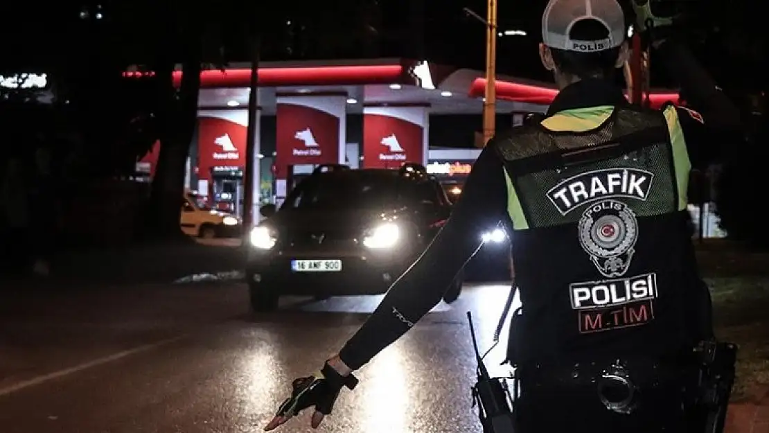 Bursa'da 450 polisin katılımıyla 'Dinamit-2' uygulaması yapıldı