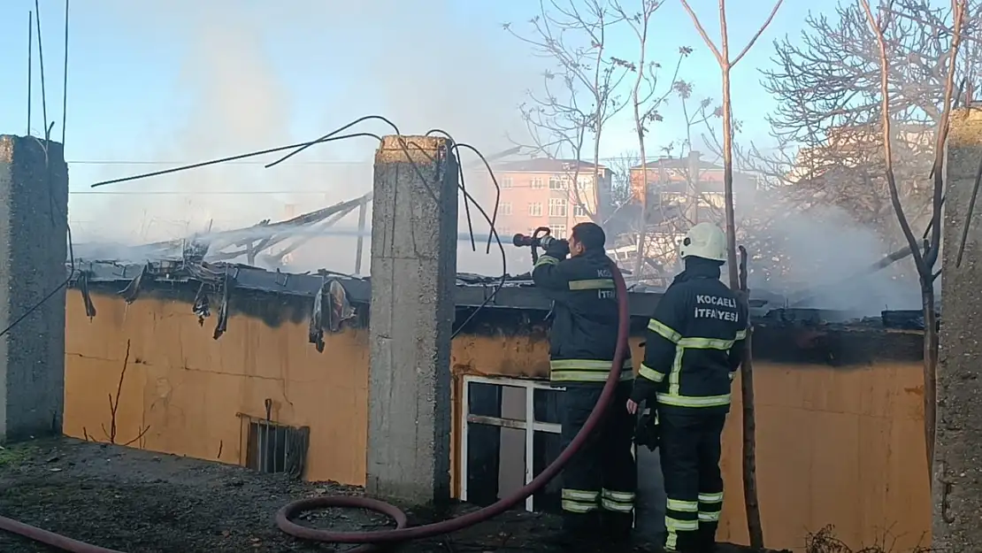 Gecekondu alev topuna döndü!