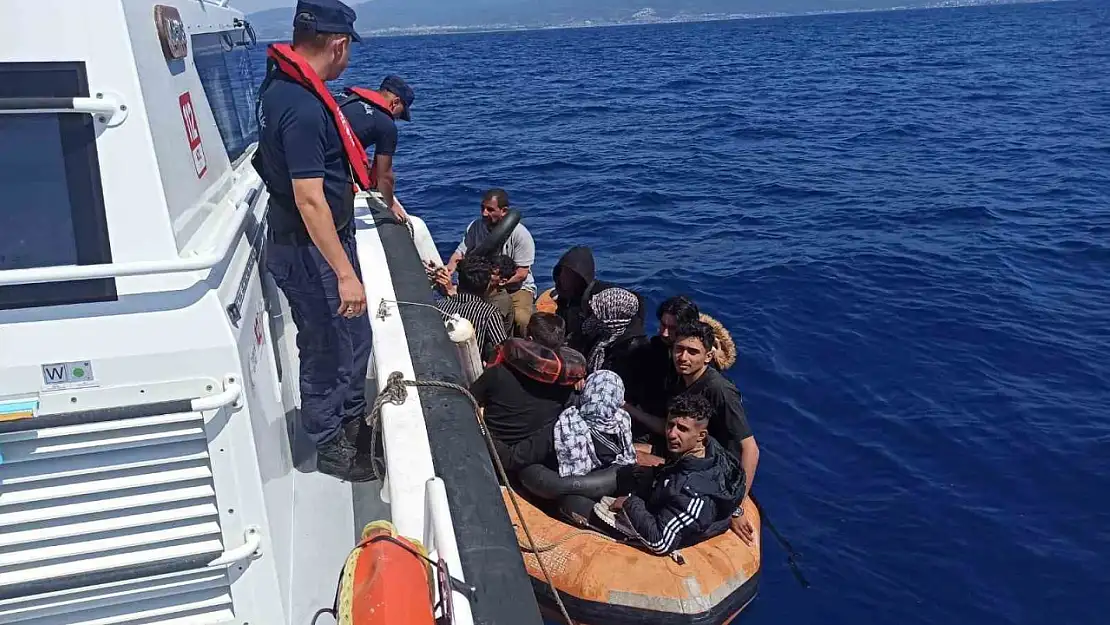 10 düzensiz göçmen kurtarıldı