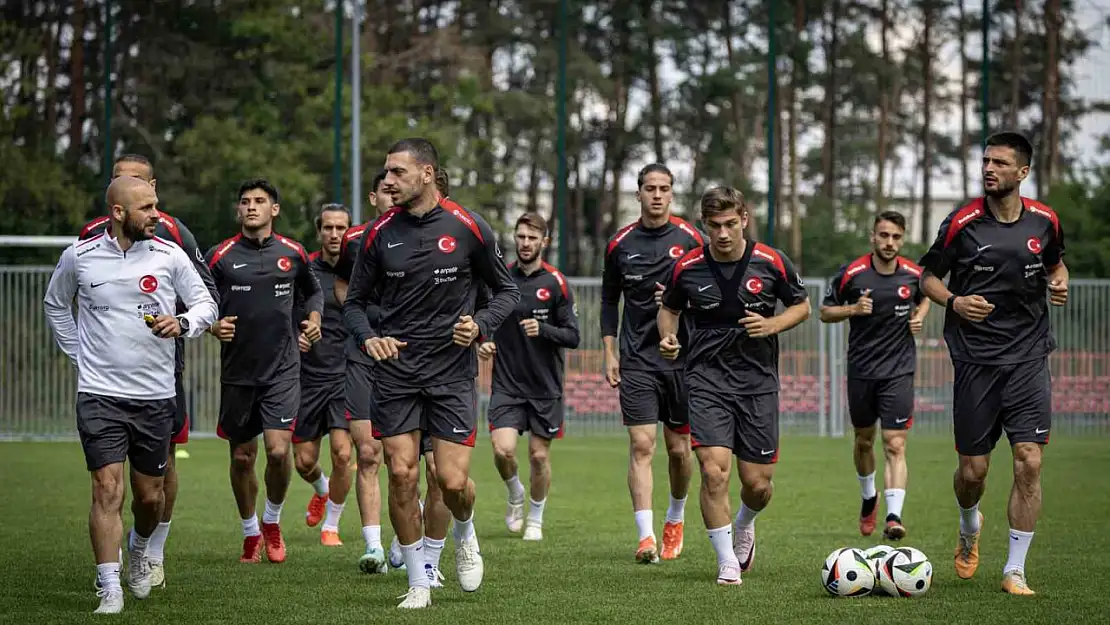 A Milli Futbol Takımı hazırlıklarına devam etti