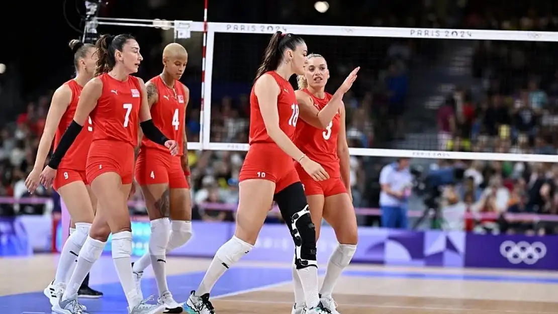 A Milli Kadın Voleybol Takımı İtalya'ya yenildi