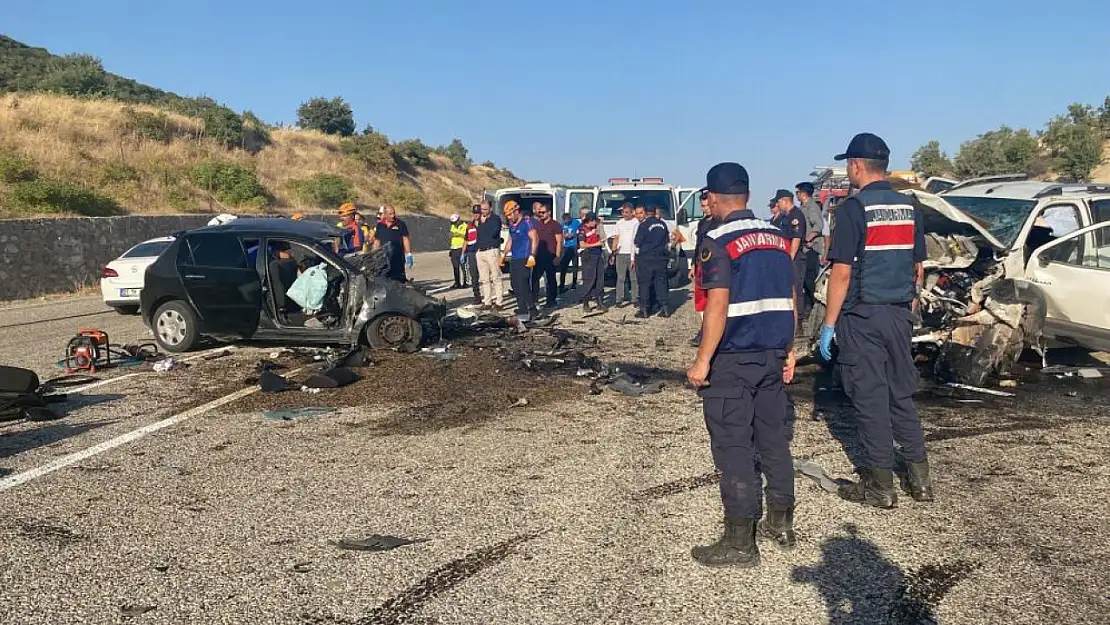 Adıyaman'da trafik faciası: Çok sayıda ölü ve yaralı var