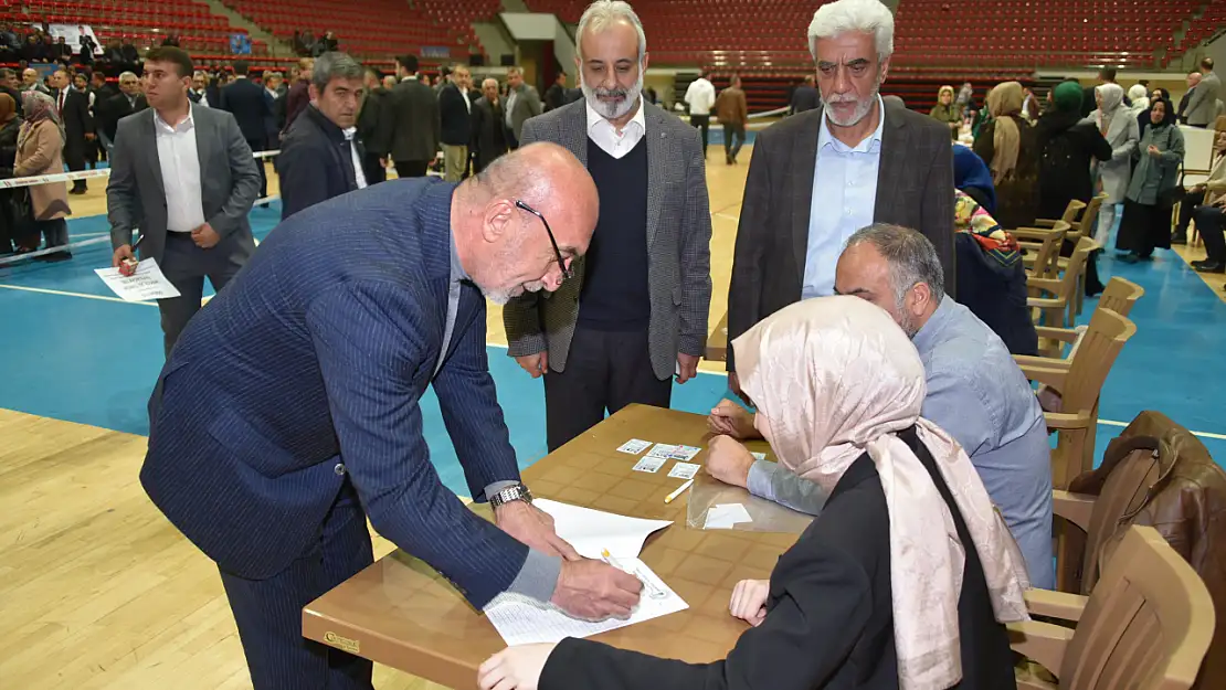 AK Parti Konya'da temayül heyecanı