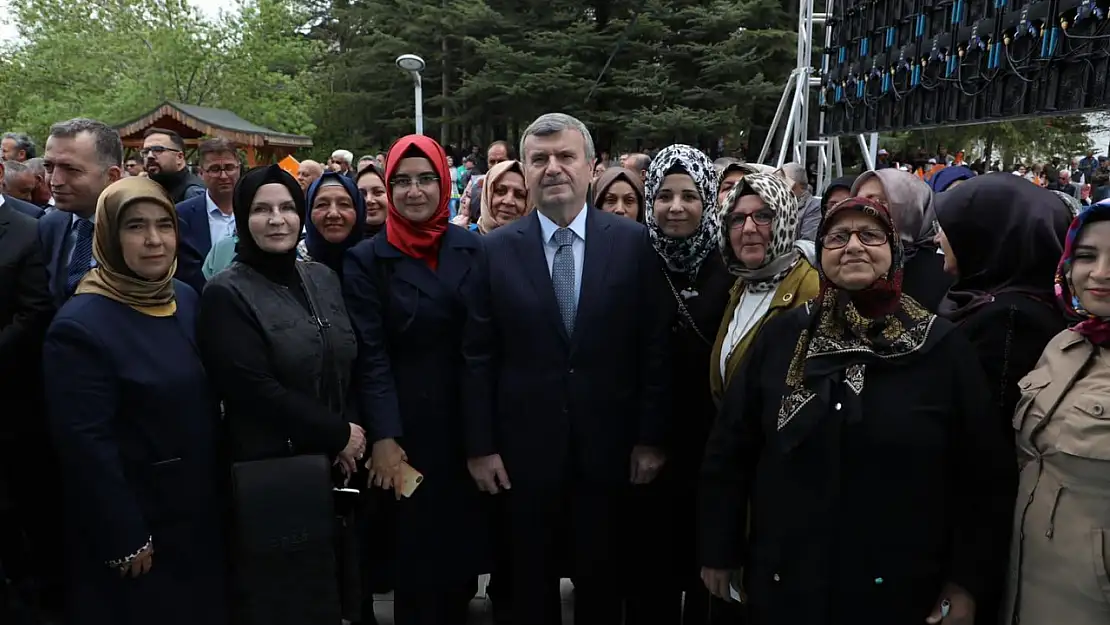 Akyürek, seçim çalışmalarına devam ediyor