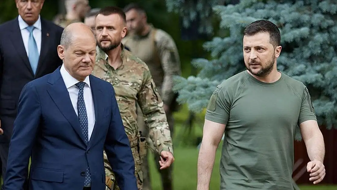 Almanya Lideri Scholz, Ukrayna Lideri Zelenskiy ile telefonda görüştü