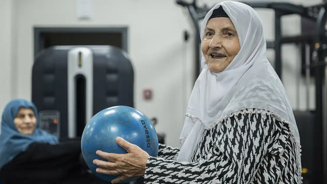 Alzheimer Hastası Nezire Yılmaz'ın Hayata Tutunma Hikayesi