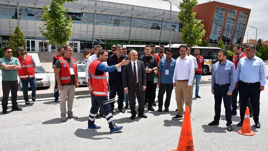 Ambulans Sürüş Güvenliği 'Eğitici Eğitimi' Konya'da yapıldı