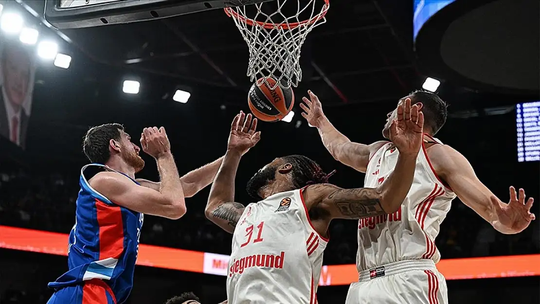 Anadolu Efes, Bayern Münih'i Mağlup Etti