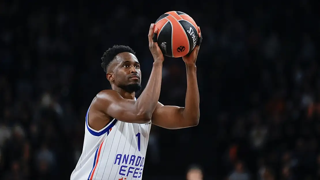 Anadolu Efes, Zalgiris Deplasmanında Galibiyet Arayacak