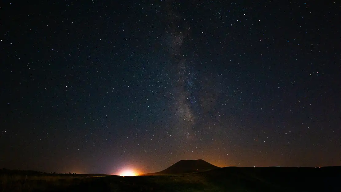 Anadolu Selçuklu Fotoğraf Derneği'nden Perseid Meteor Yağmuru Etkinliği