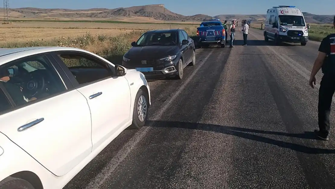 Ankara-Konya yolunda trafik kazası. Yaralılar var