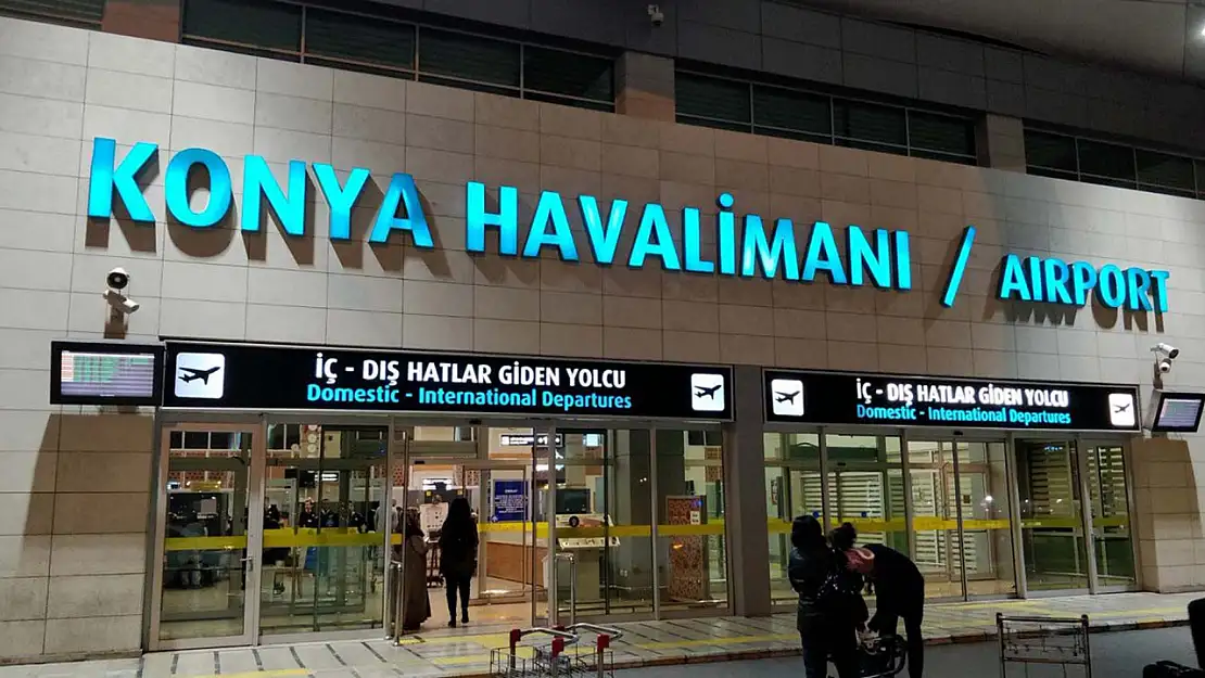 Aralık'ta Konya Havalimanı'nda kaç yolcuya hizmet verildi?