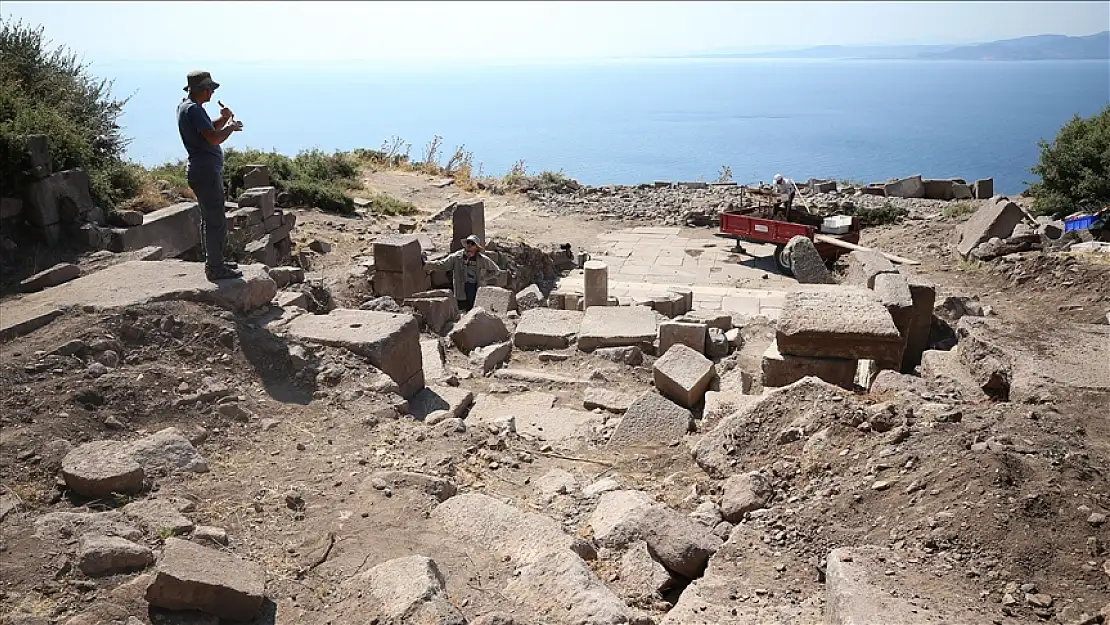 Assos kazısında 2 bin 200 yıllık Roma çeşmesi kalıntılarına ulaşıldı