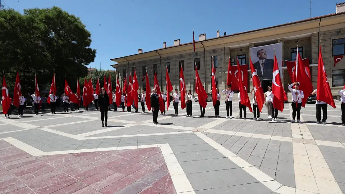 Atatürk'ün Eskişehir'e gelişinin 104. yıl dönümü törenle kutlandı