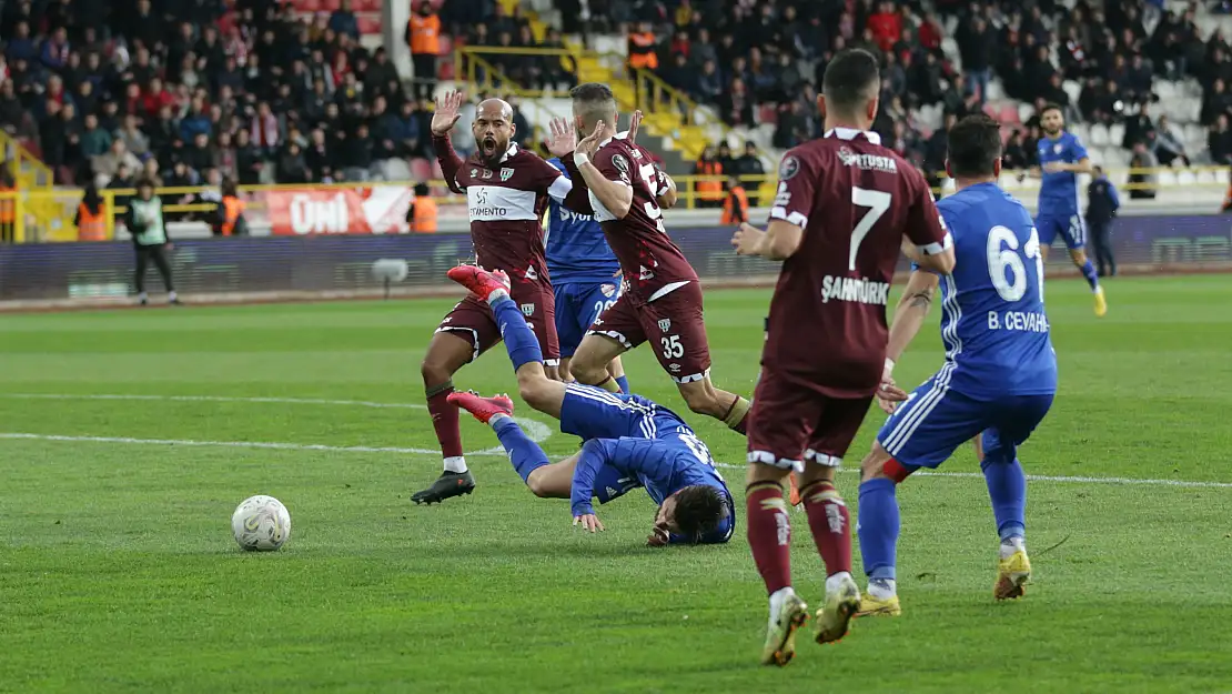 Bandırma son dakikada puanı kaptı:2-2