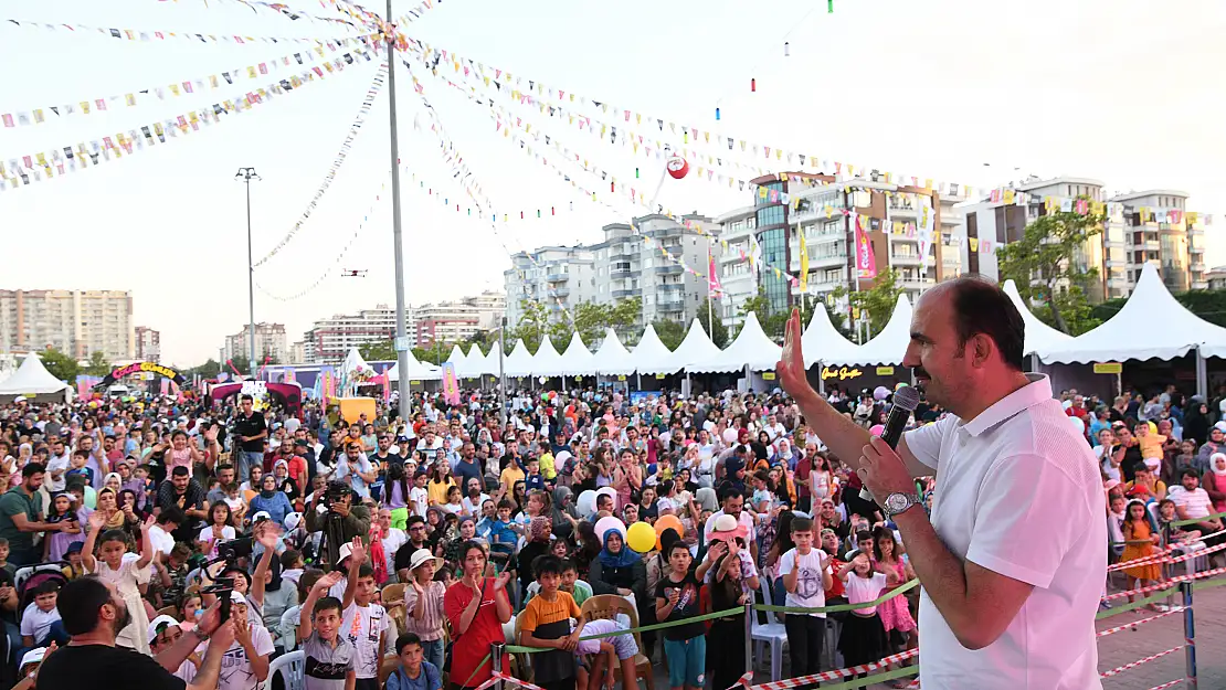 Başkan Altay: 'Çocuk Film Günleri on binlerce evladımızın yüzünde tebessüm oldu'