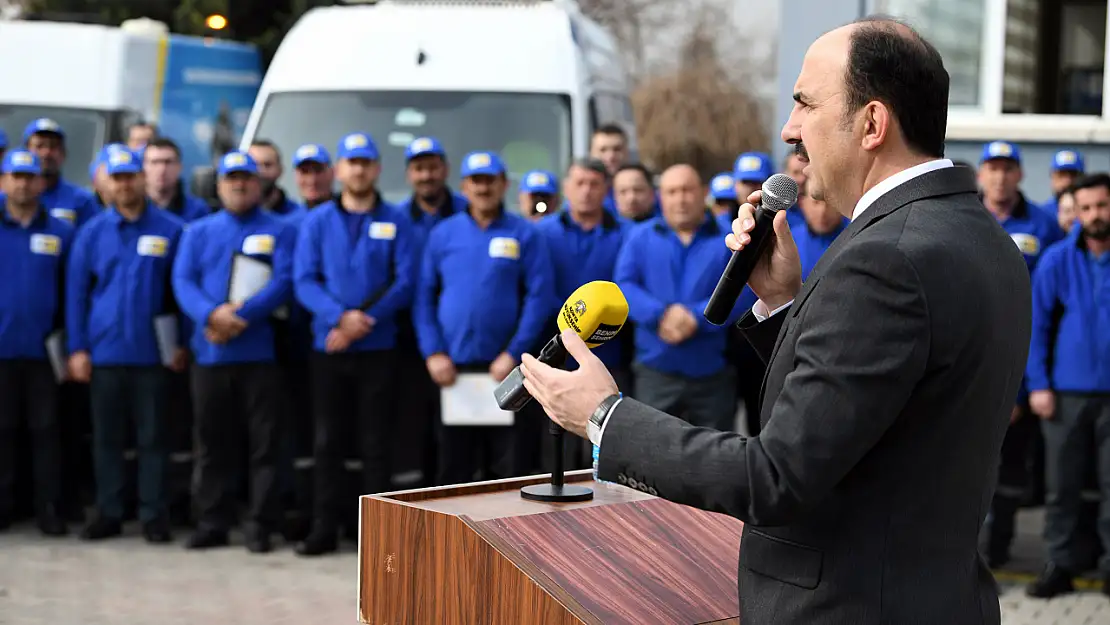 Başkan Altay Hatay'da görev yapan personele Teşekkür Belgesi takdim etti