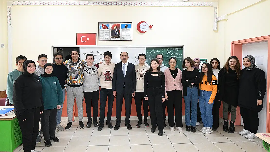 Başkan Altay Meram Fen Lisesi Öğrencileriyle Buluştu