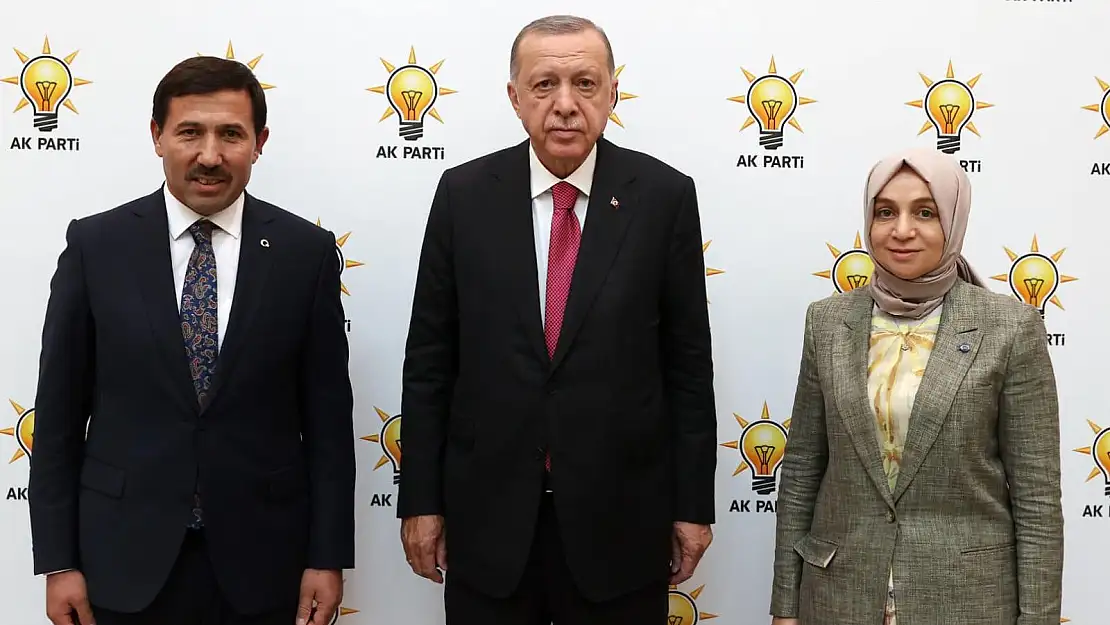 Başkan Kılca, Cumhurbaşkanı Erdoğan'a Karatay'ın yatırımlarını ve projelerini anlattı