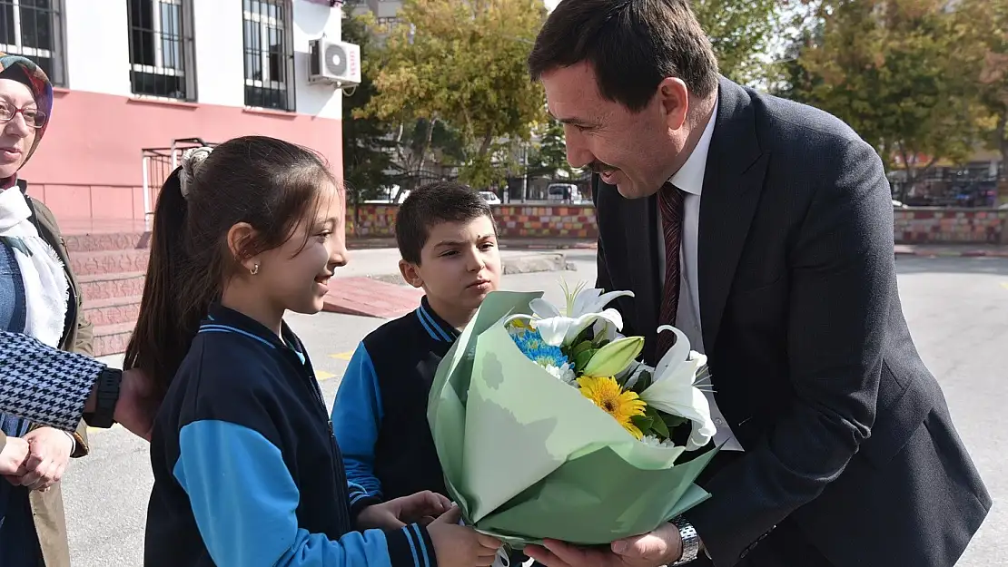 Başkan Kılca'nın okul ziyaretleri devam ediyor