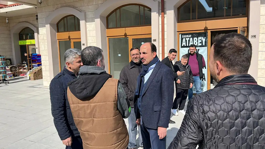 Başkanlar Cuma Namazı sonrası Kapu Camii'nde vatandaşlarla buluştu